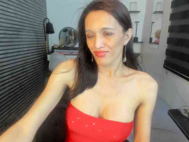 Aruray Live Webcam on BongaCams