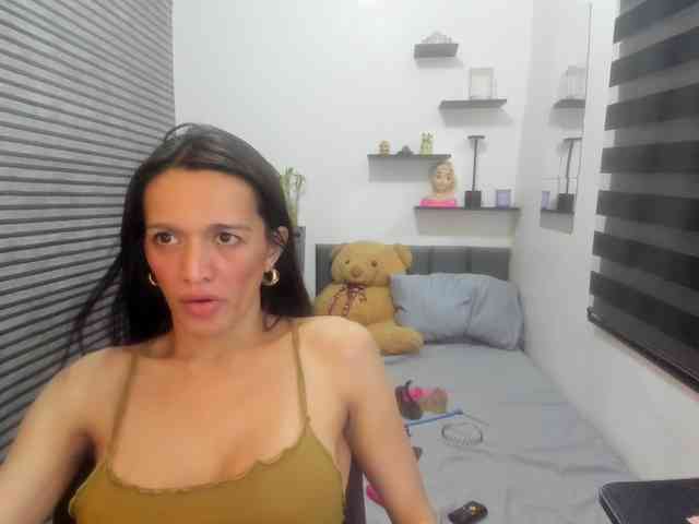 Aruray Sex Cam Show