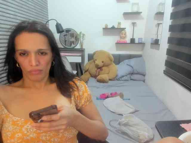 Aruray Sex Cam Show