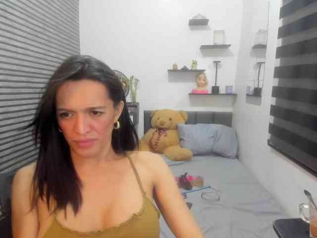 Aruray Sex Cam Show