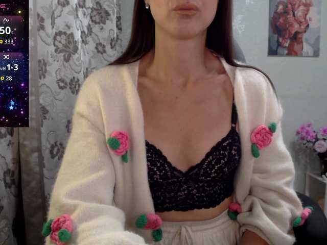 Lapochka2 live cam on BongaCams