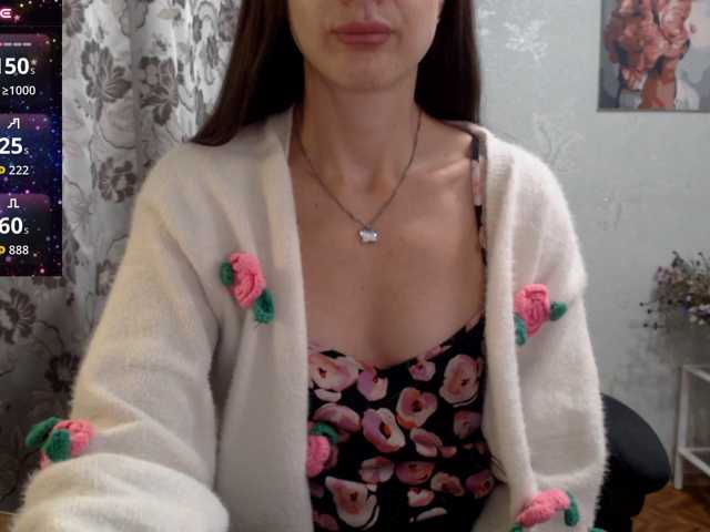Lapochka2 live cam on BongaCams