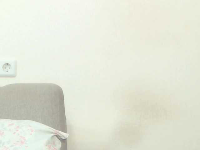 Drakulaura1's BongaCams show and profile