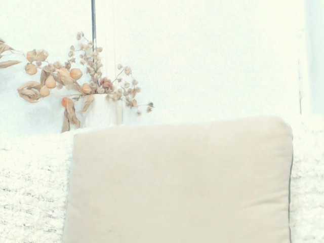 Drakulaura1 live cam on BongaCams