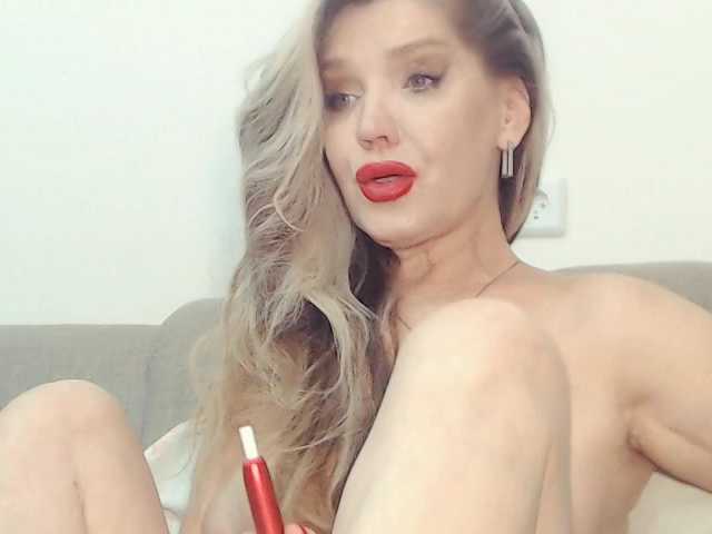 drakulaura1 cam belle