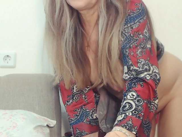 drakulaura1 live sex