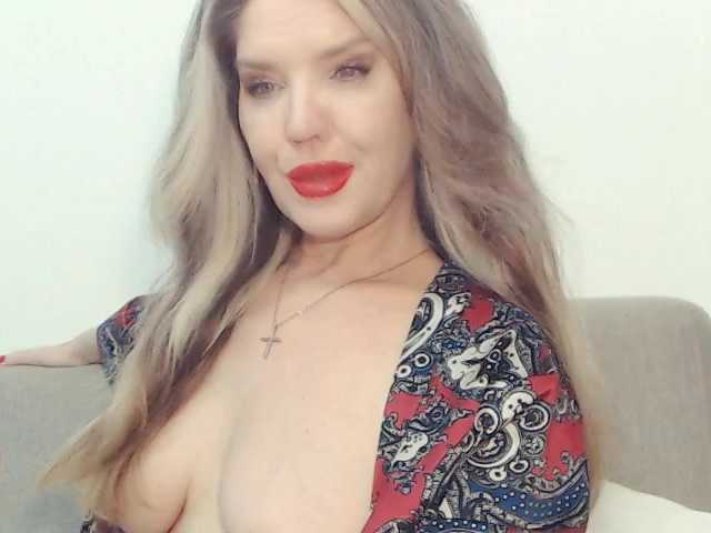 drakulaura1 online