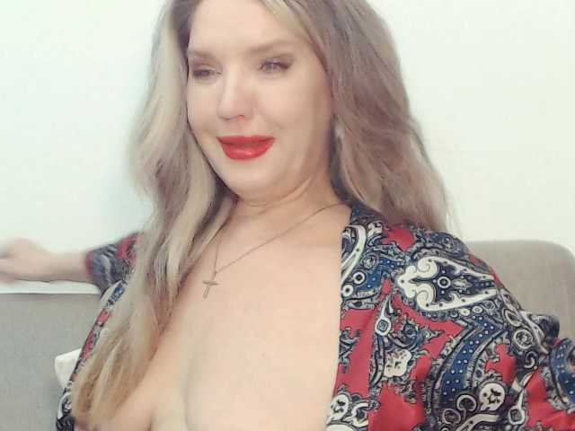drakulaura1 online