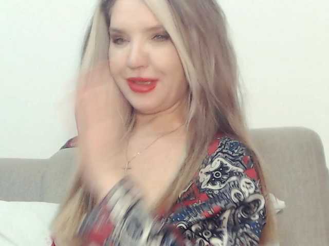  Drakulaura1 chat room