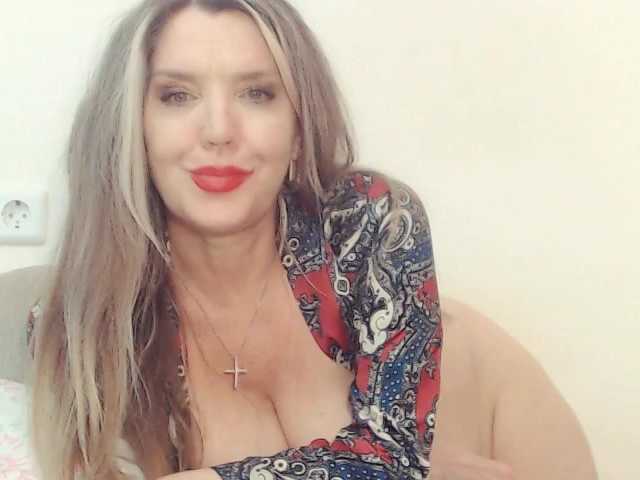  Drakulaura1 chat room