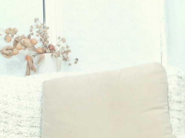 Drakulaura1 live cam on BongaCams