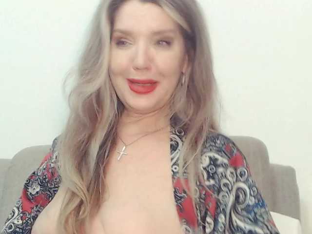 drakulaura1 live sex