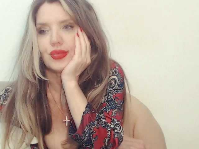 drakulaura1 cam belle