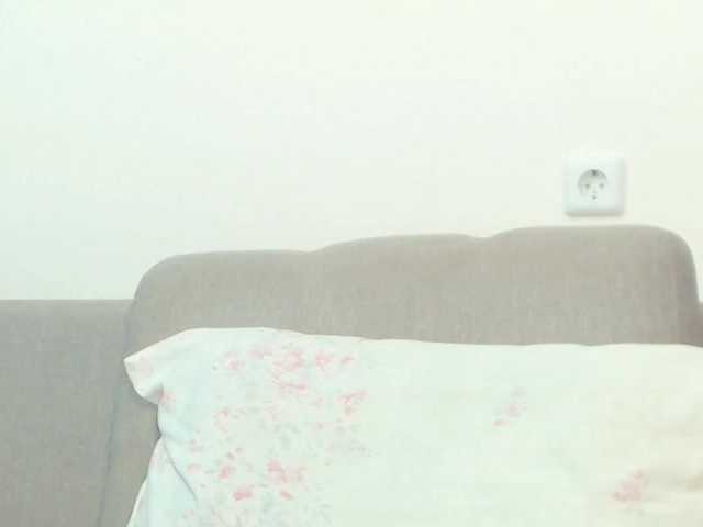 Drakulaura1 live cam on BongaCams