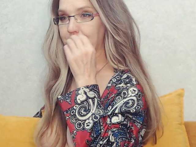 Drakulaura1, en vivo ahora en BongaCams