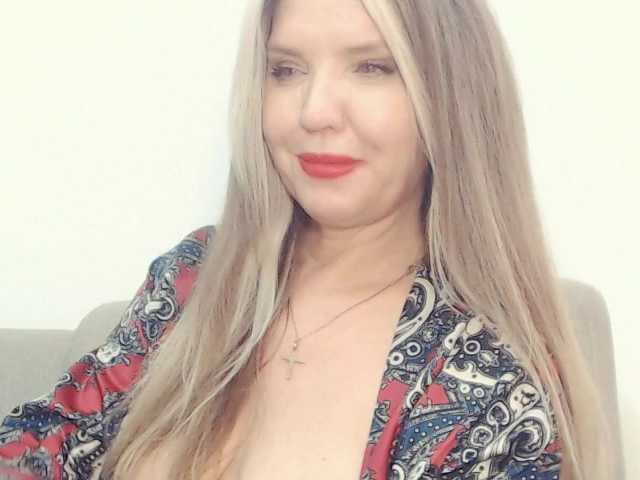 drakulaura1 live sex show