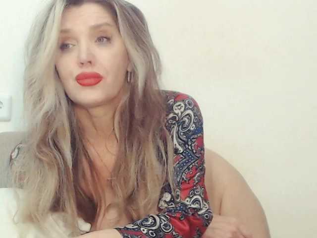 drakulaura1 live sex show