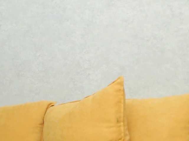 Drakulaura1 live cam preview