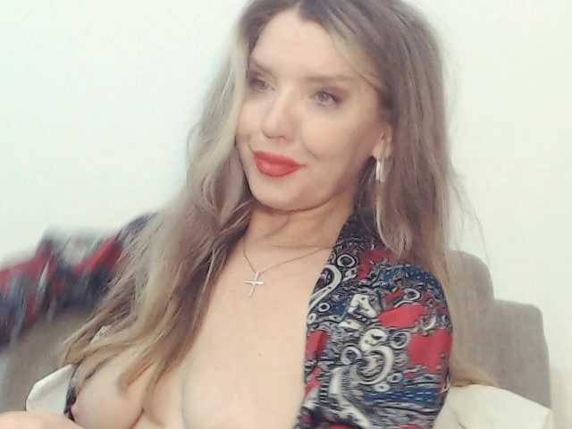 drakulaura1 live sex