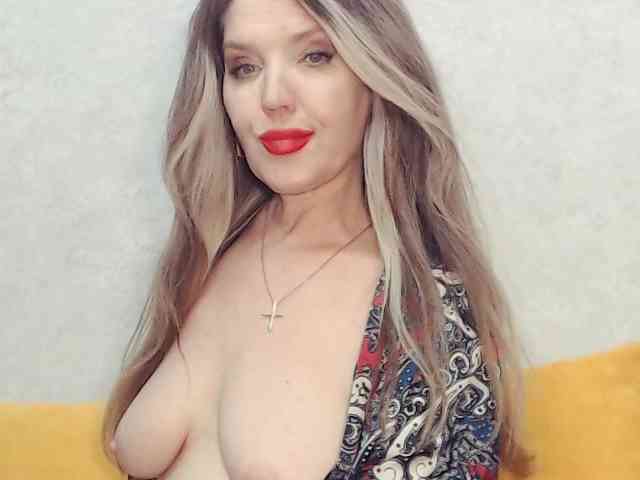 Drakulaura1 webcam