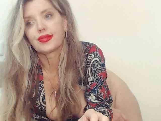Drakulaura1 webcam