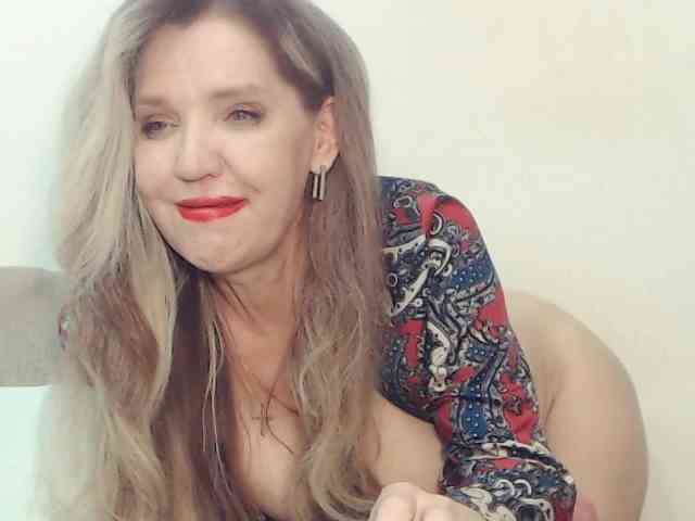 Drakulaura1 webcam