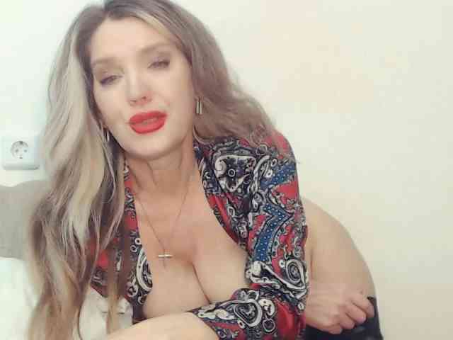 Drakulaura1 webcam