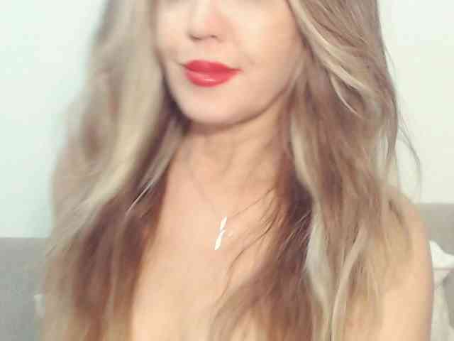 Drakulaura1 webcam