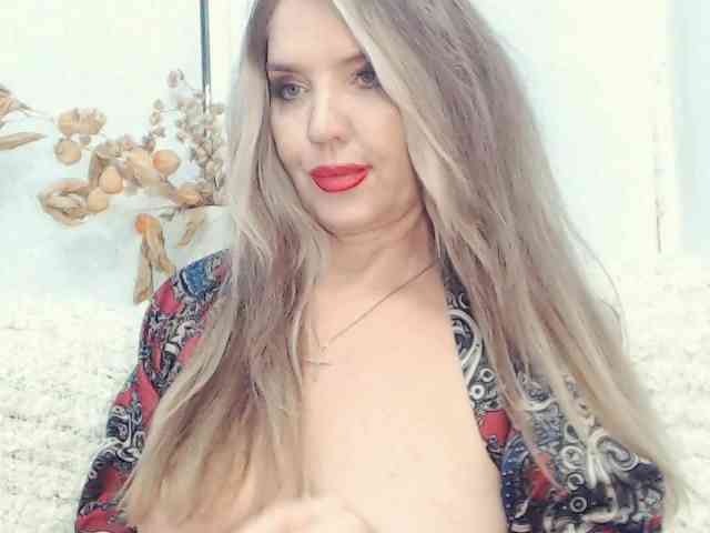 Drakulaura1 webcam