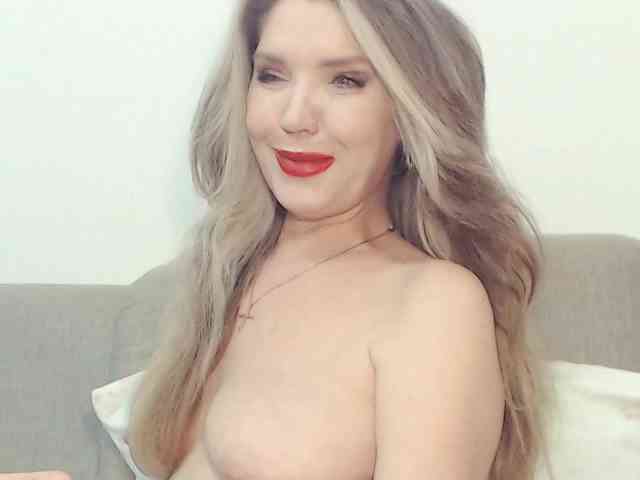 Drakulaura1 webcam