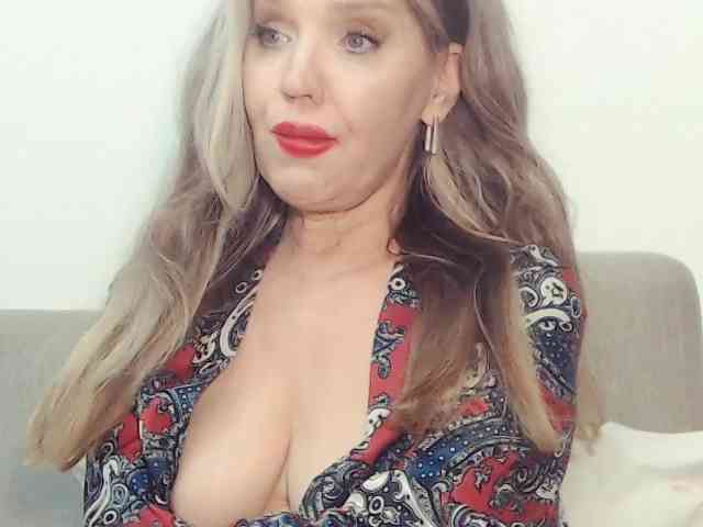 Drakulaura1 webcam