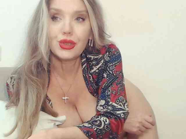 Drakulaura1 webcam