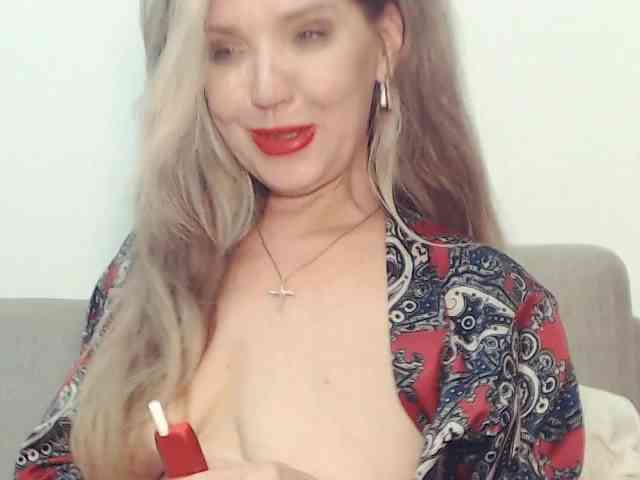 Drakulaura1 webcam