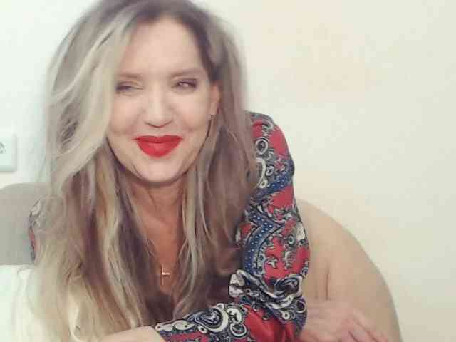 Drakulaura1 Sex Cam Show