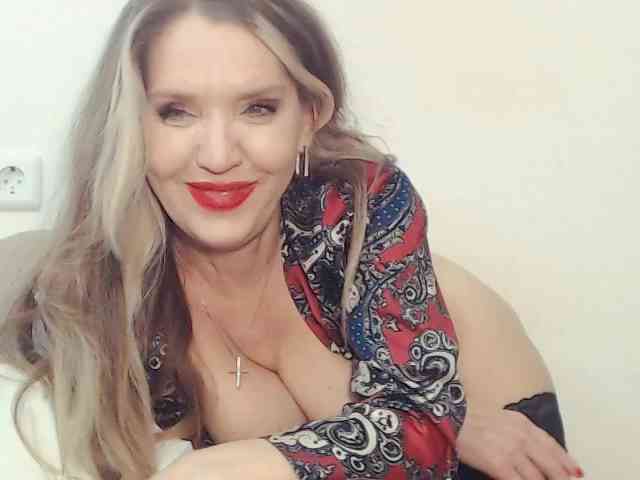 Drakulaura1 webcam