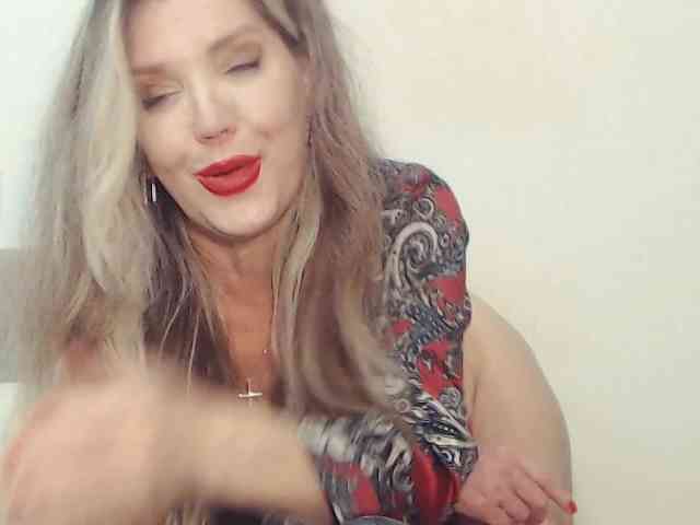 Drakulaura1 webcam