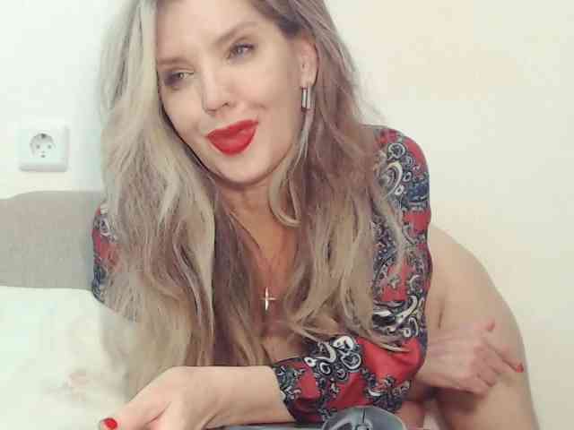 Drakulaura1 webcam
