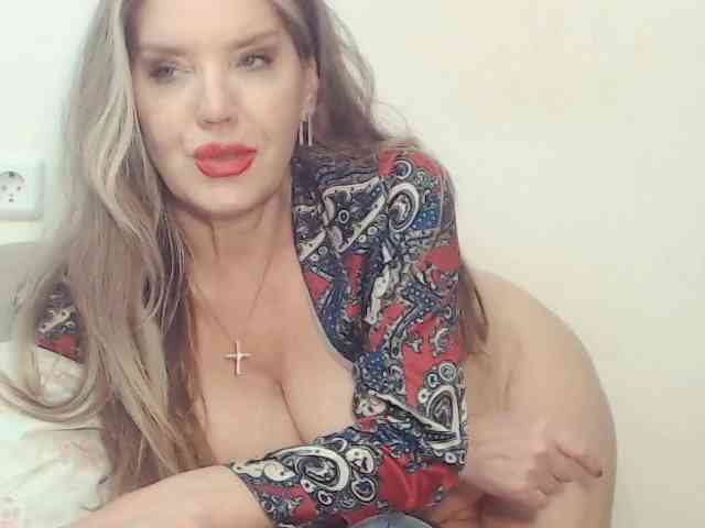 Drakulaura1 webcam