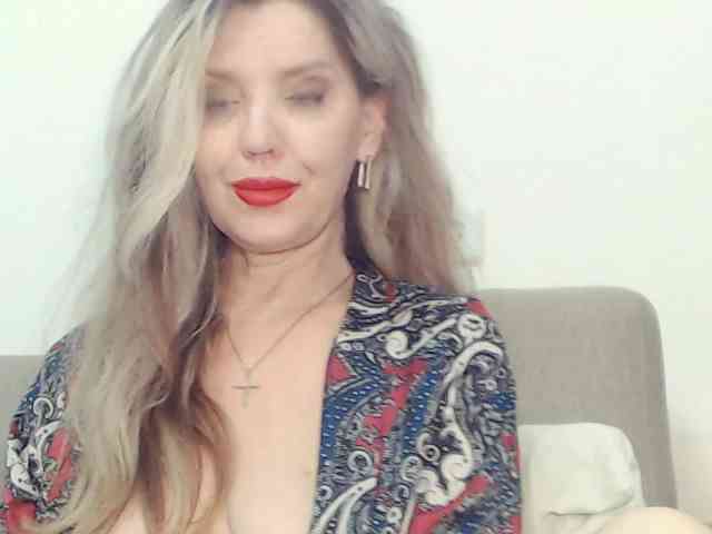 Drakulaura1 webcam