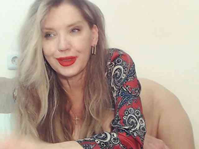 Drakulaura1 webcam