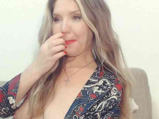 Drakulaura1 webcam