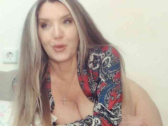 Drakulaura1 webcam