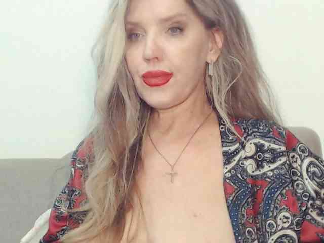 Drakulaura1 webcam