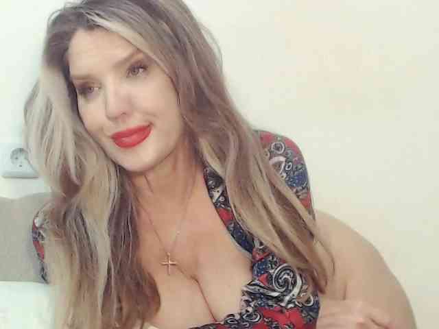 Drakulaura1 webcam