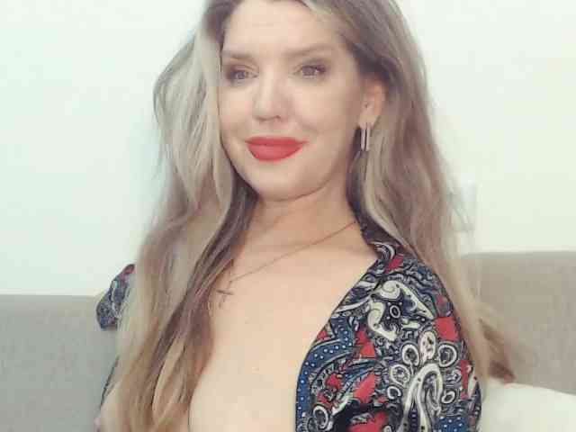 Drakulaura1 webcam