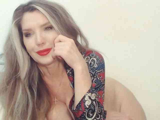Drakulaura1 webcam