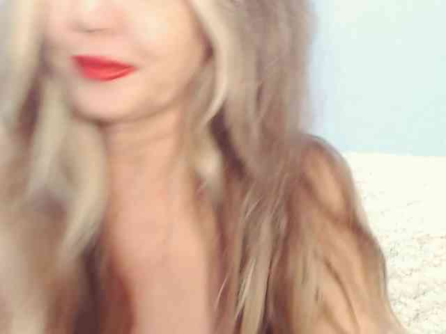 Drakulaura1 webcam