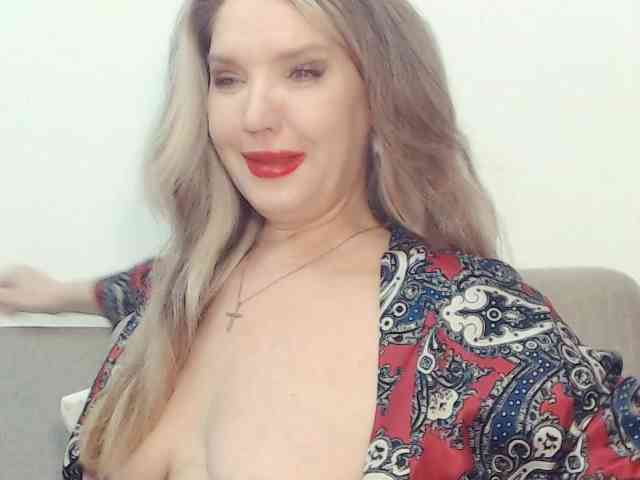 Drakulaura1 webcam