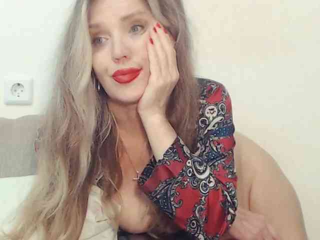 Drakulaura1 webcam
