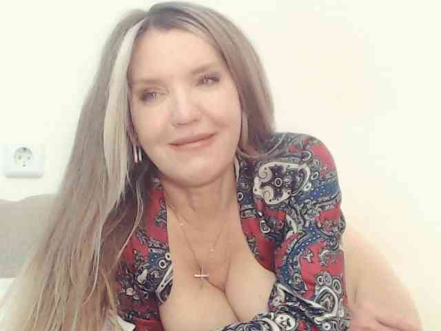 Drakulaura1 webcam